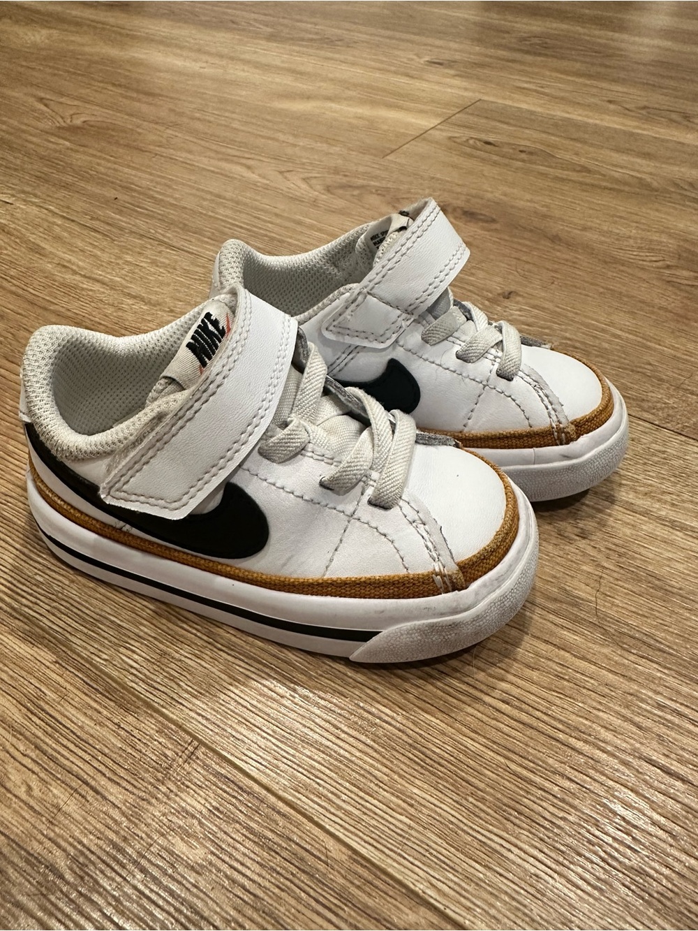 Nike Kids White and Black Sneakers with Brown Trim